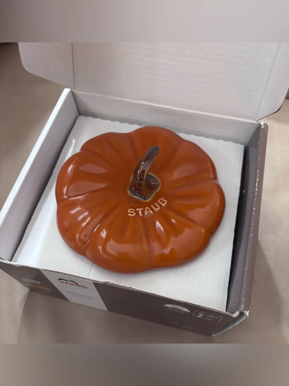 Staub Ceramic Petite Pumpkin Cocotte 0.5 Qt Burnt Orange New Halloween Fall